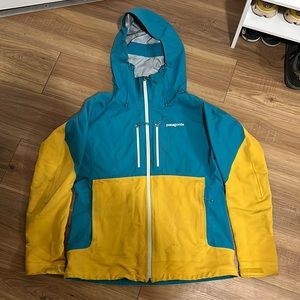 Patagonia Women’s Softshell